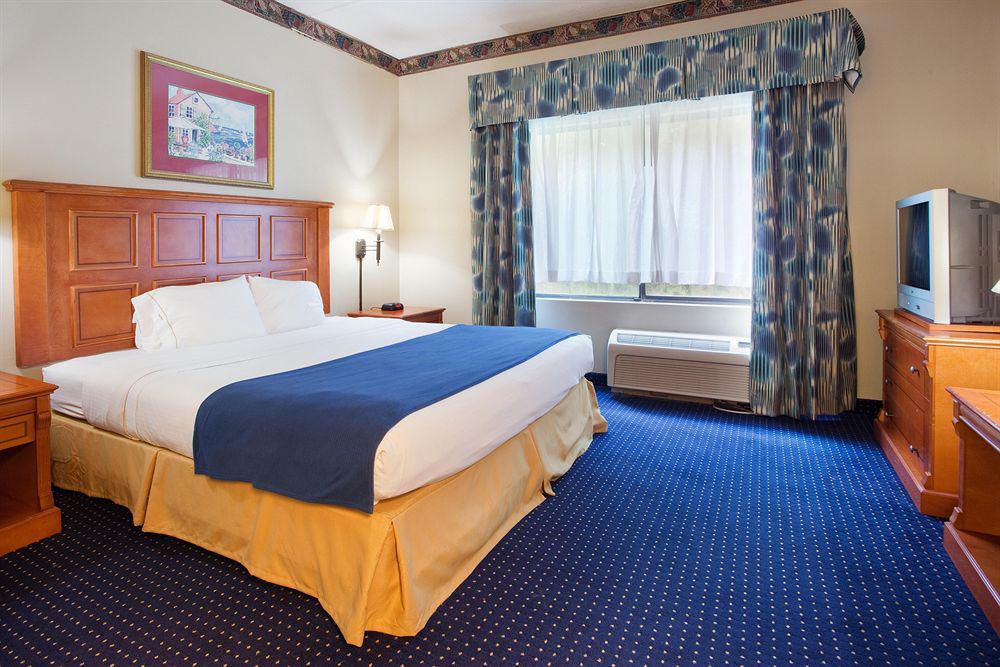 Savannah Gateway Hotel & Suites Georgetown Rom bilde