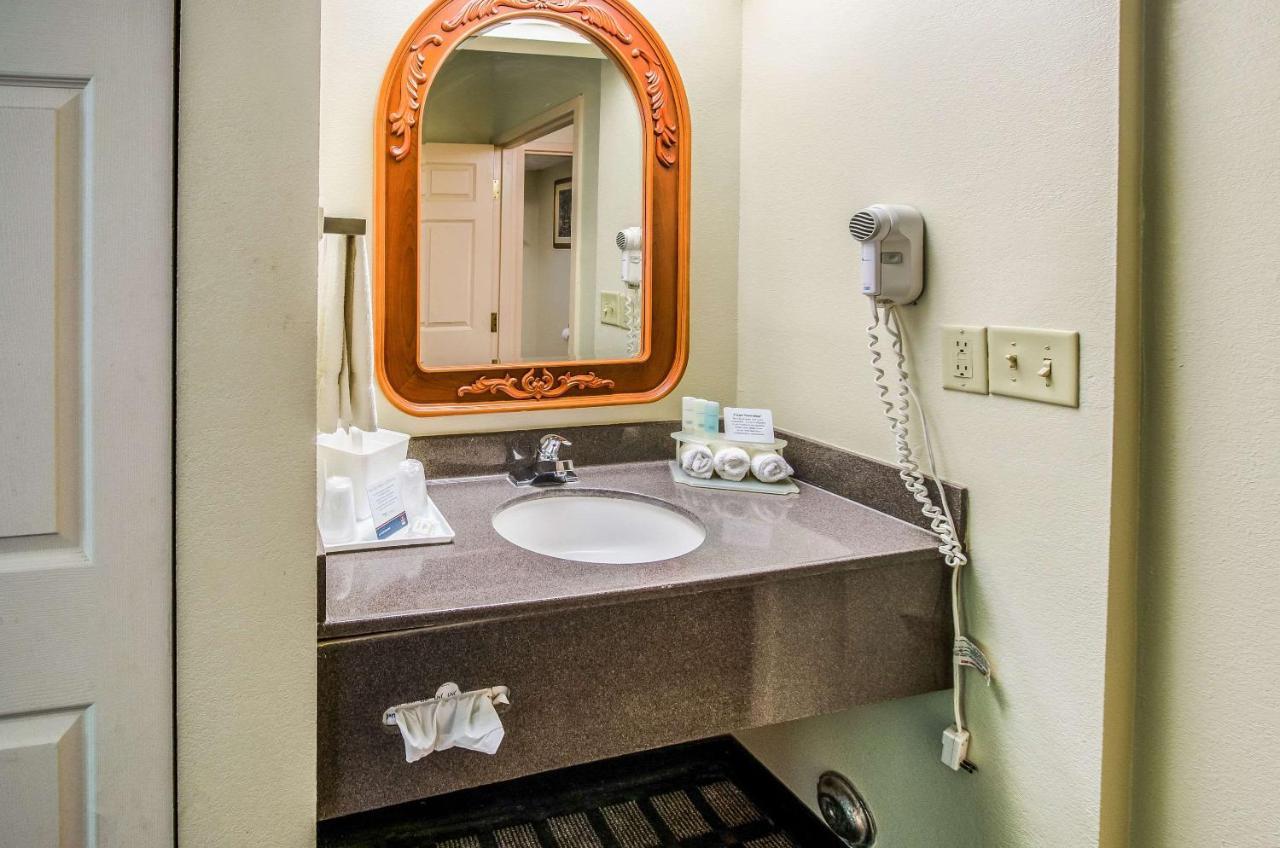 Savannah Gateway Hotel & Suites Georgetown Eksteriør bilde